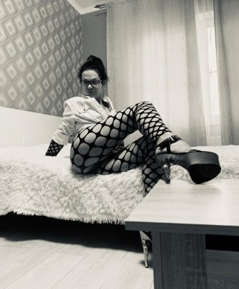 Анкета проститутки Ира - Фото 1, Порхов, 32 года, №13225